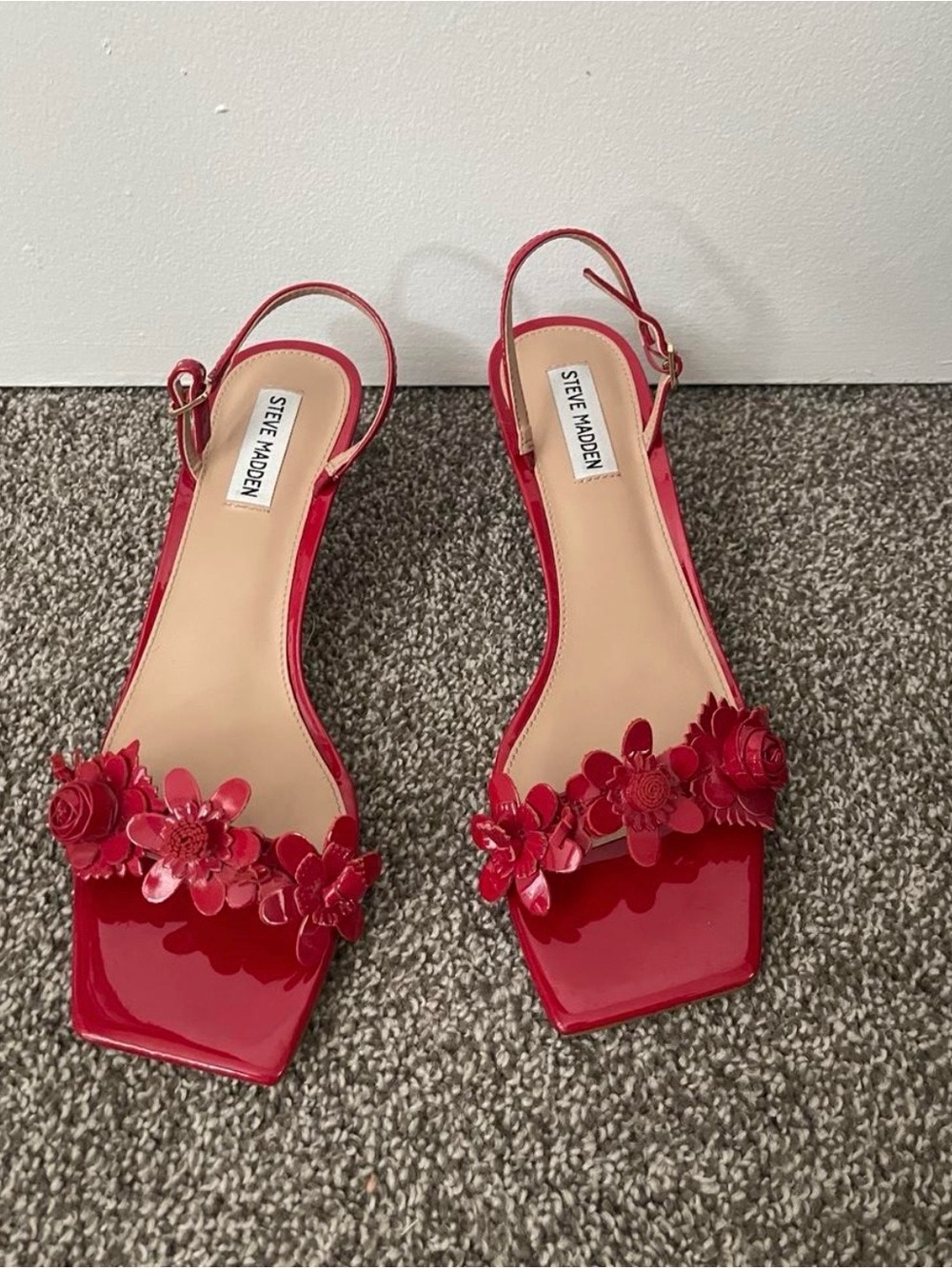 Steve Madden Red Floral Slingback Sandals with Patent Finish